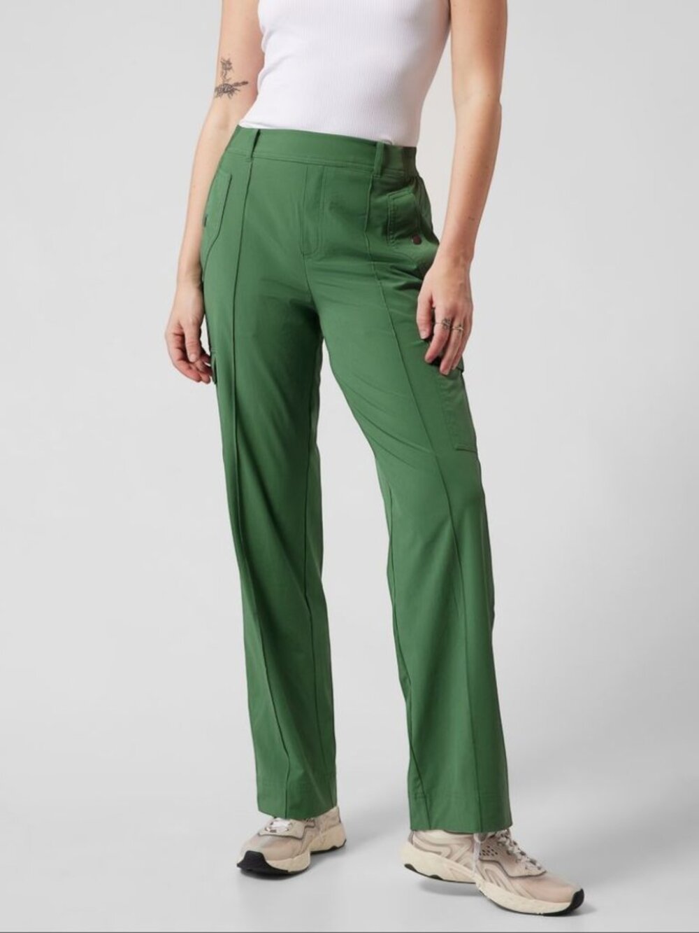 ATHLETA Vienna Cargo Pants Vineyard Green Size 14 - Picture 12 of 12